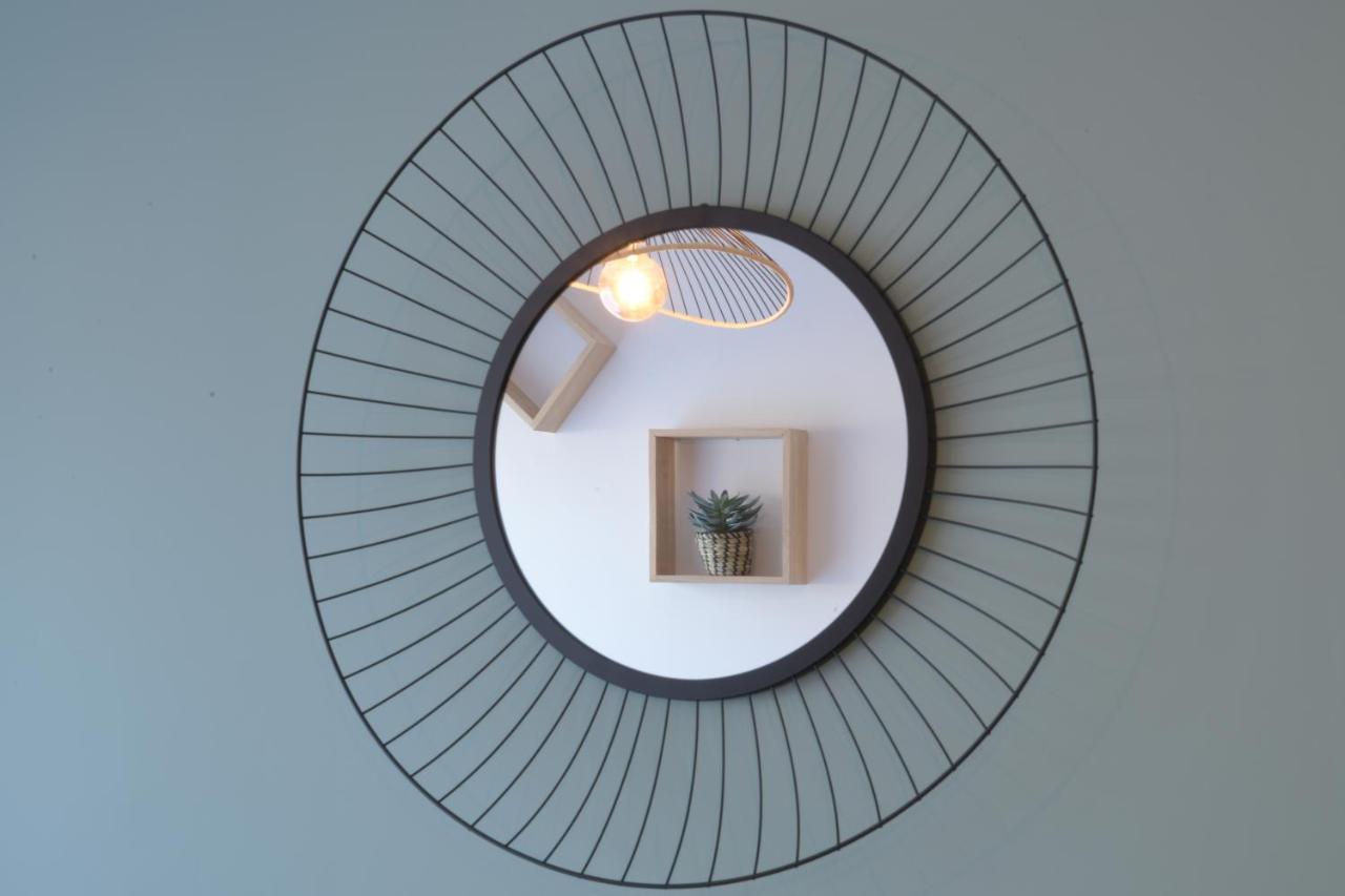 Appart T2 Avec Terrasse, Parking Et Wifi Angoulême Exteriör bild